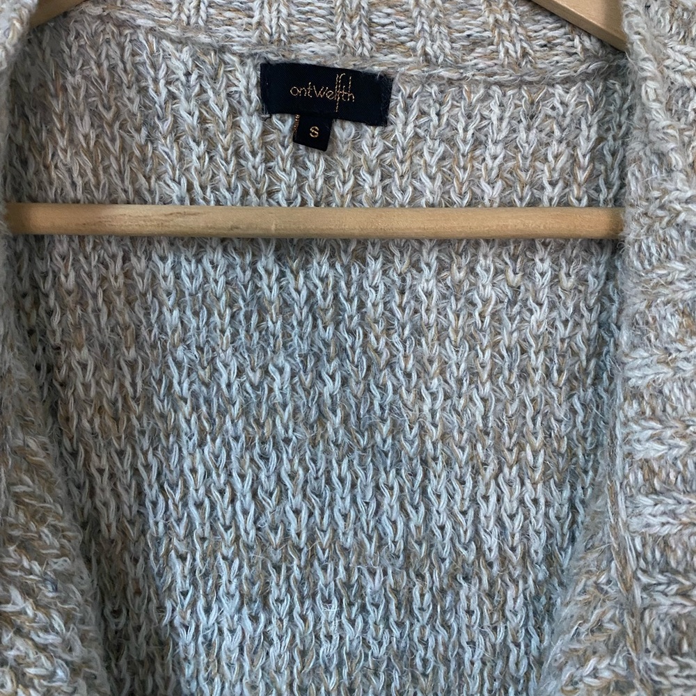 Cardigan - Picture 4 of 4
